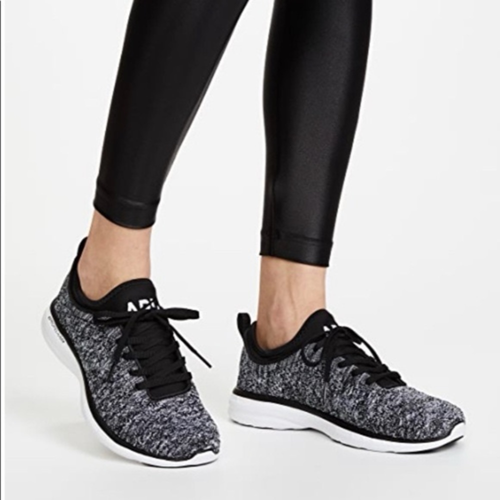 APL women's techloom phantom apl black white melange